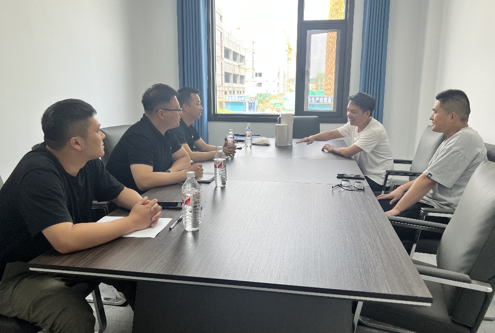 赴恒口衫木云智能科技包装有限公司、、、恒康欣石玻璃纤维有限公司走访调研、、、业务洽谈